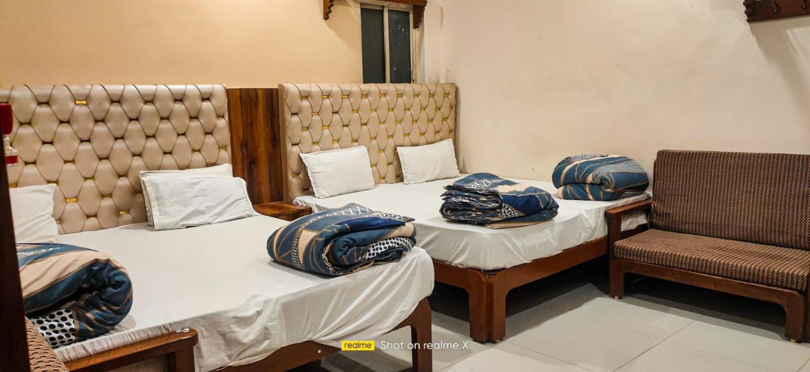 Hotel Pleasure Landmark Удджайн Экстерьер фото